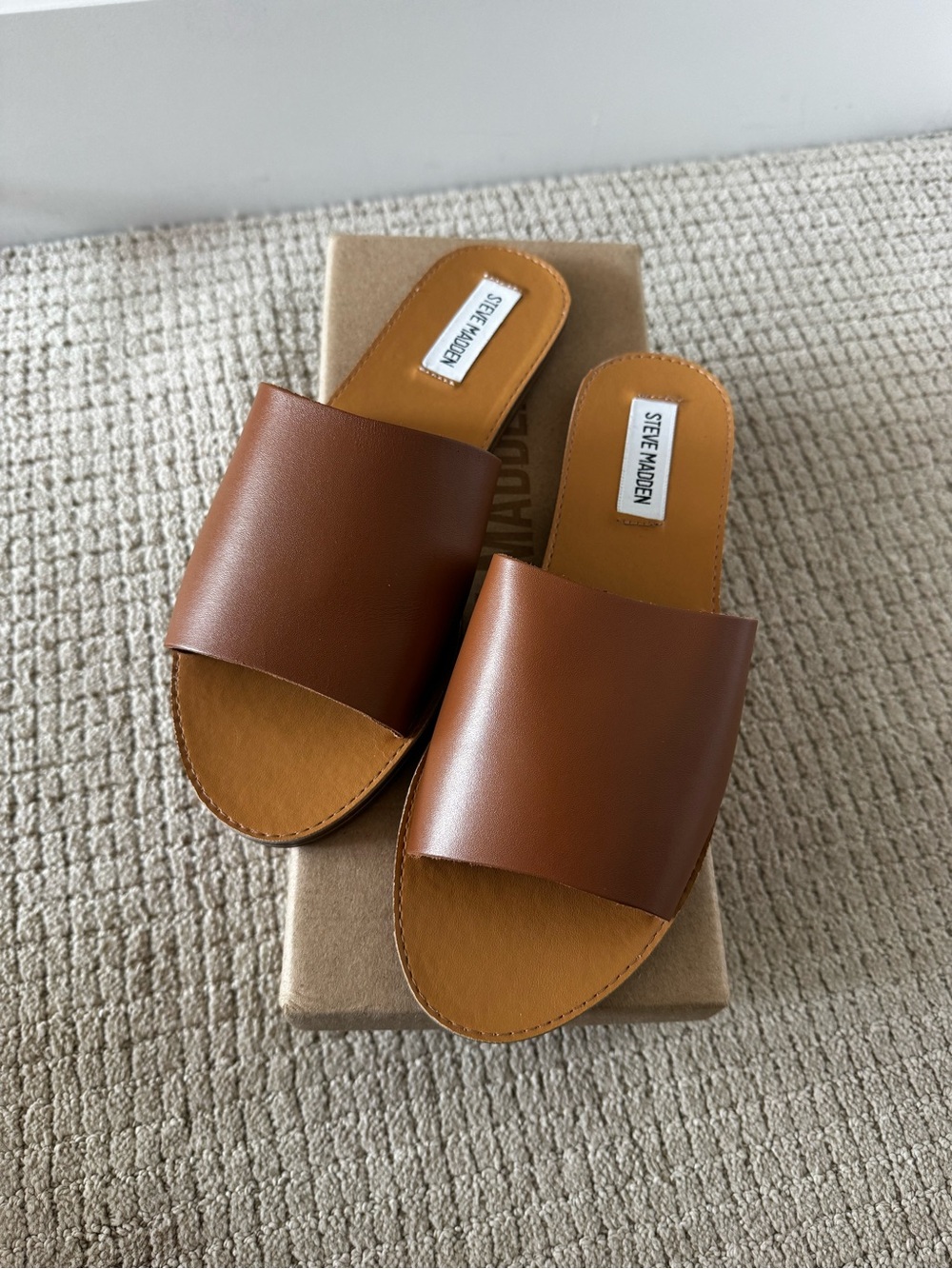 Steve Madden Cognac Brown Slide Sandals - Picture 2 of 4